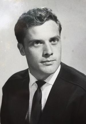 Farewell to UK passport 1962