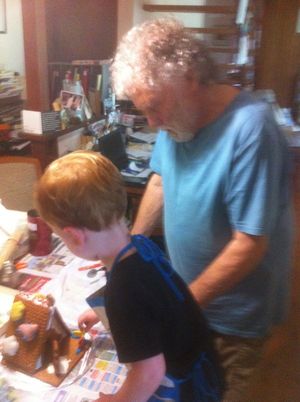 Danny & Louie assemble g house16